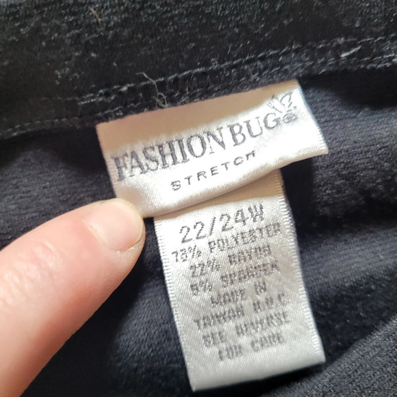 Fashion Bug Black Stretch Ruffle Hem Skirt Size Women's 22/24W - Picture 5 of 5